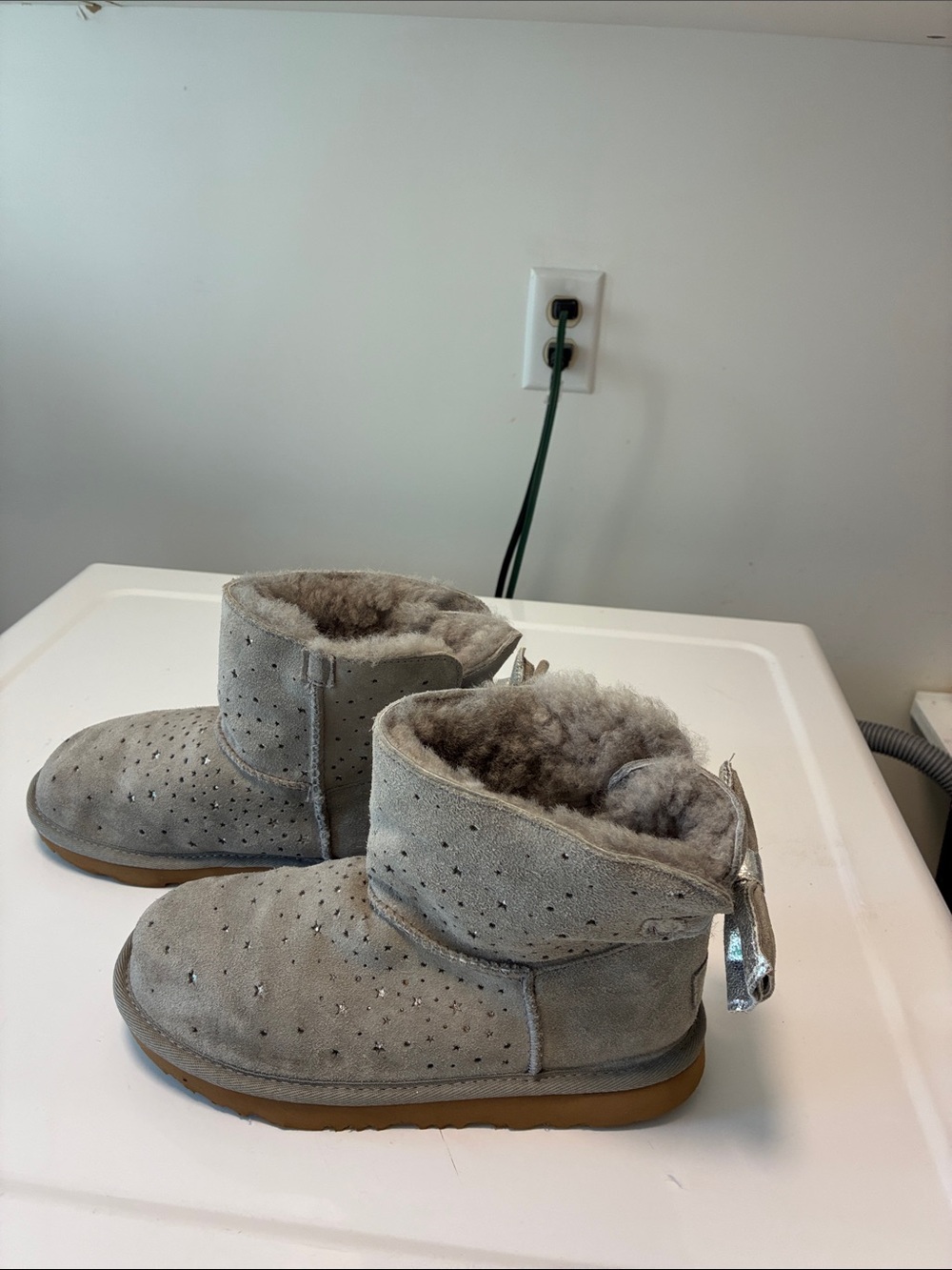 UGG  Perforated Suede Gray Shearling Boots with Bow size 5